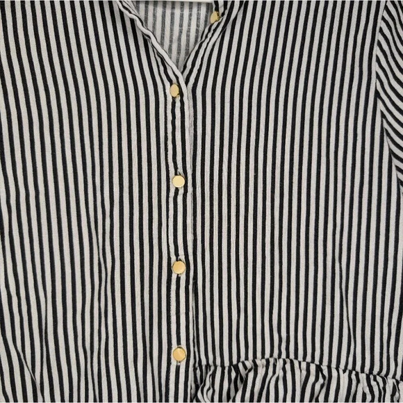 Zara Basic Black & White Gold Cream Button Down Front Ruffle Top Women Small - Picture 3 of 9